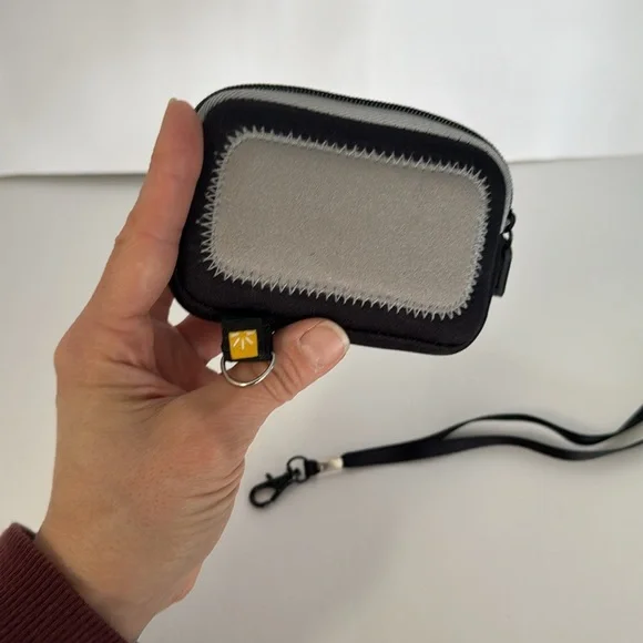 Camera case - Picture 6 of 7